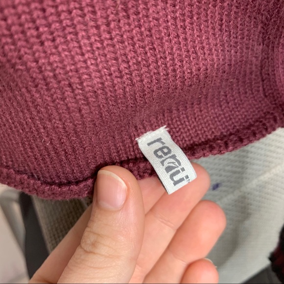 McMaster University | Maroon & Grey Sweater - Picture 8 of 9